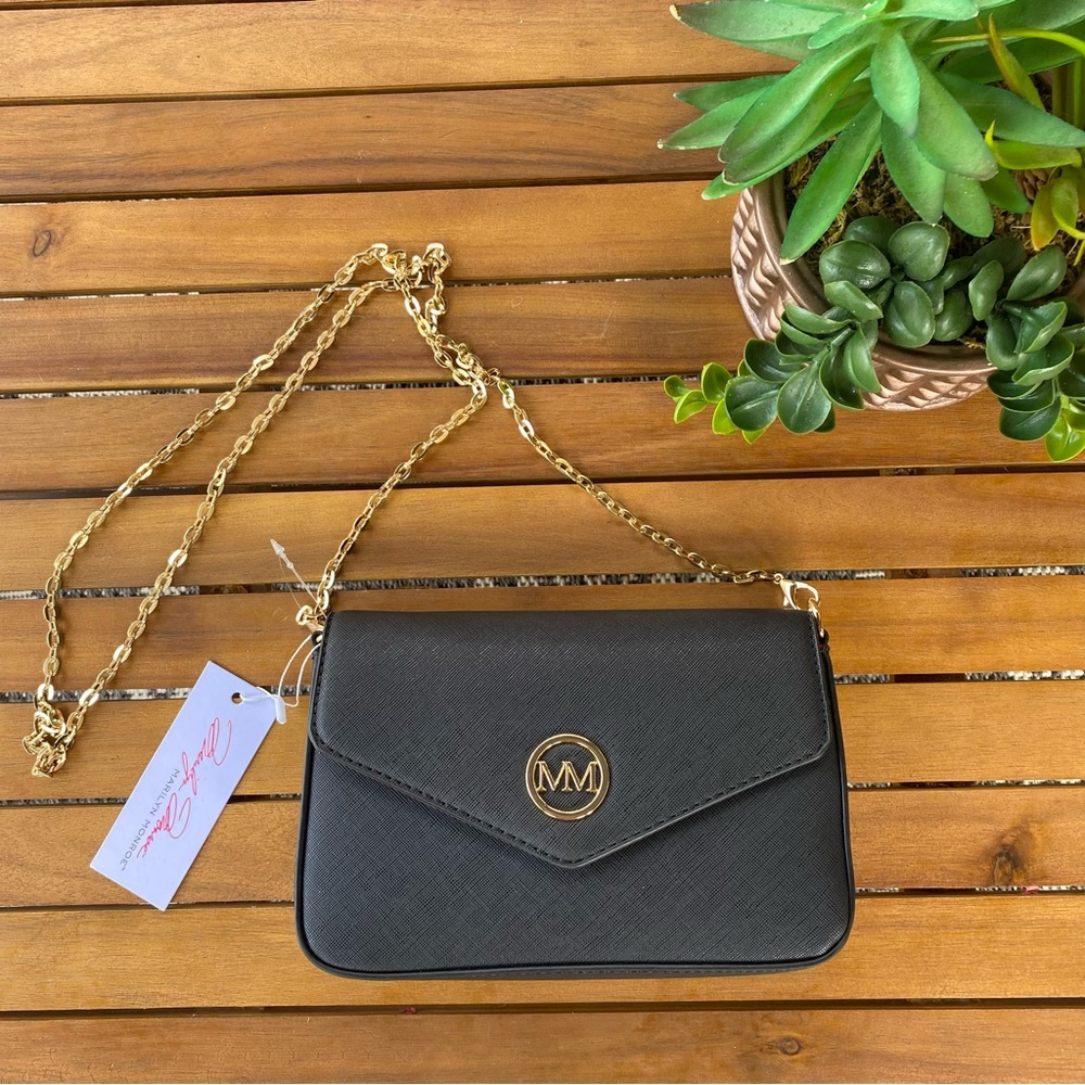 NWT MARILYN MONROE SMALL CROSSBODY BAG